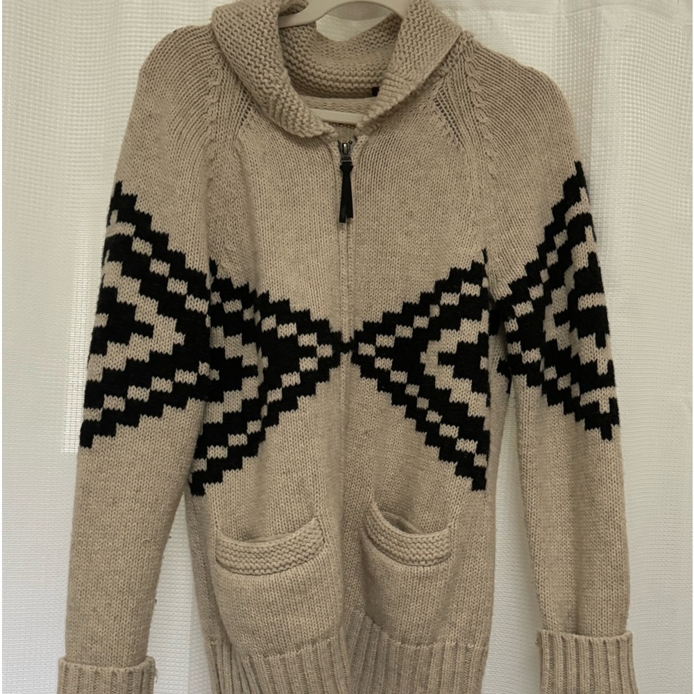 TNA Sea to Sky sweater.